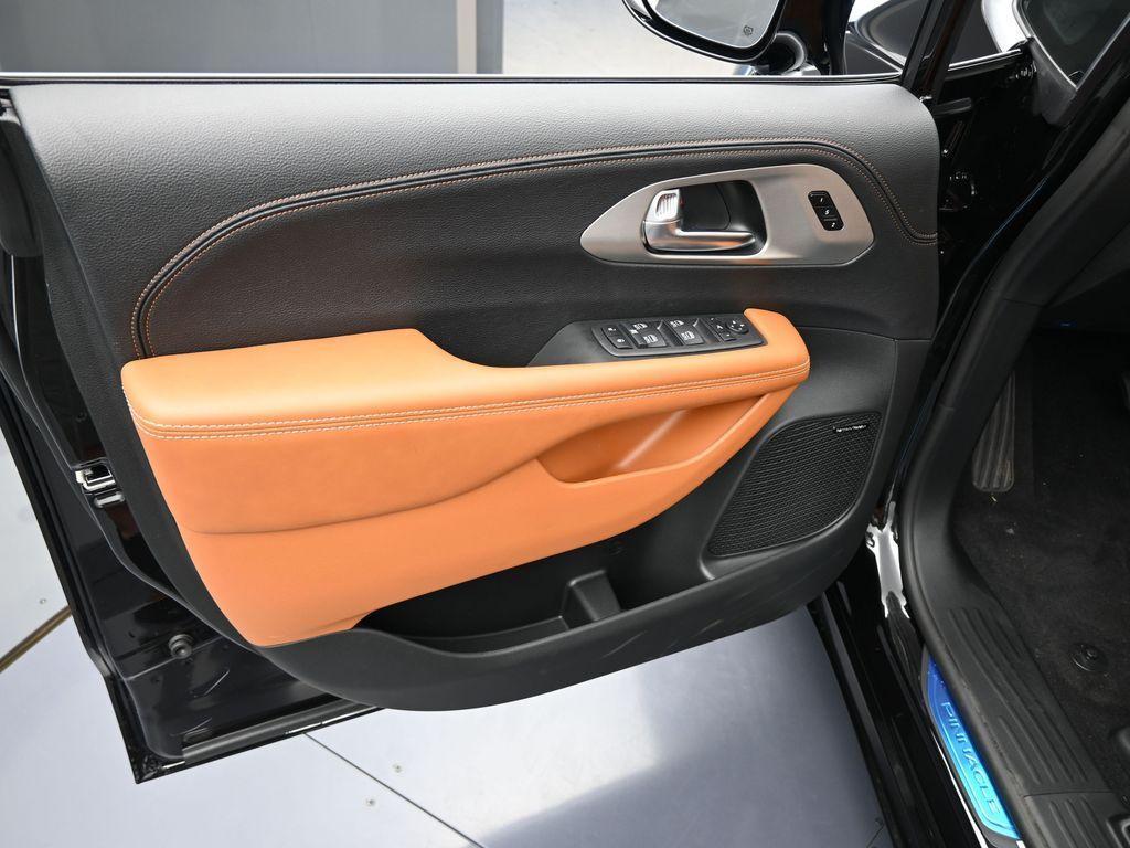 new 2026 Chrysler Pacifica car, priced at $55,565