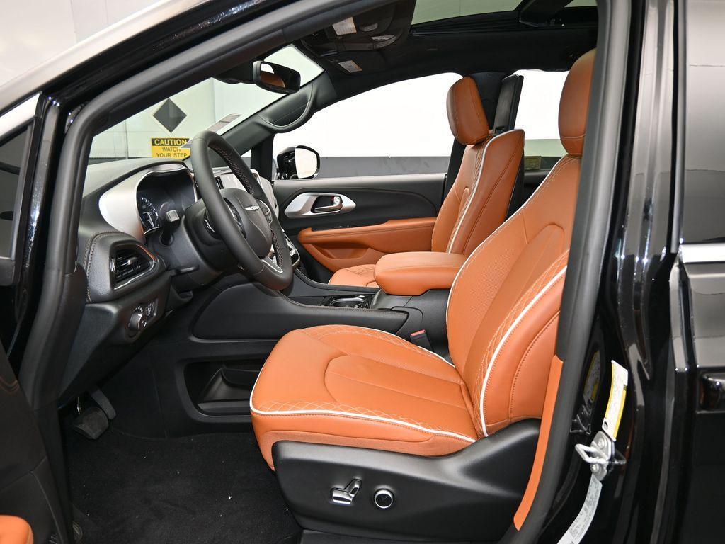 new 2026 Chrysler Pacifica car, priced at $55,565