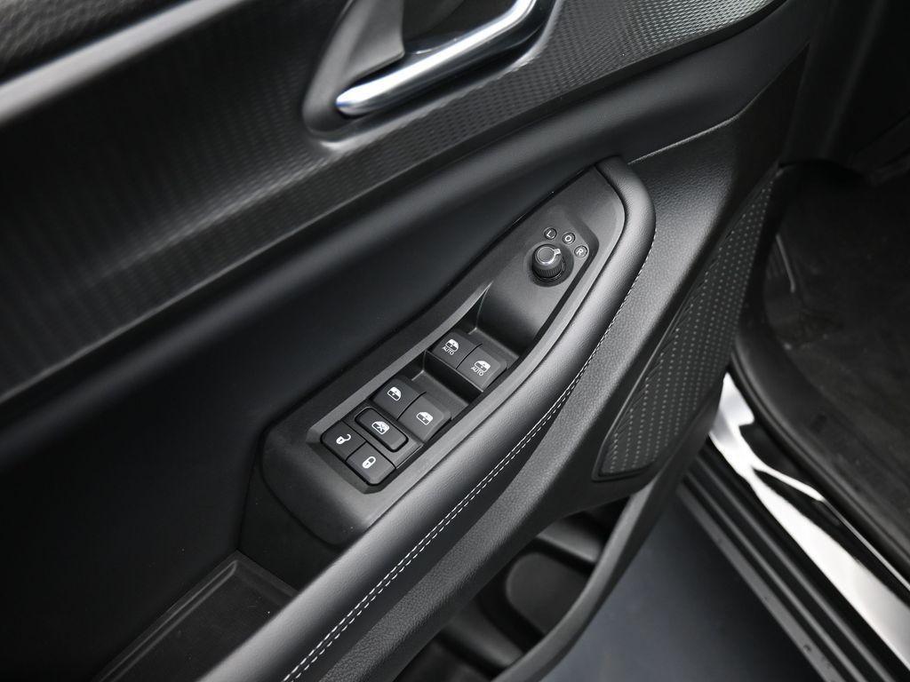 used 2024 Jeep Grand Cherokee L car, priced at $31,988