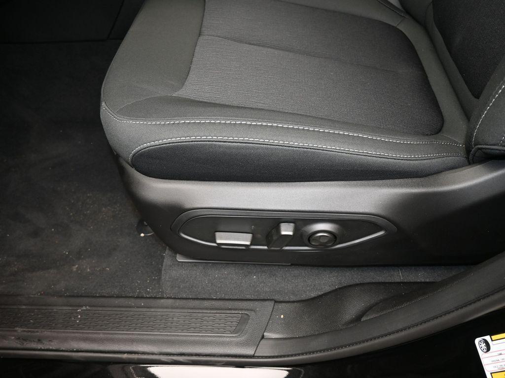 used 2024 Jeep Grand Cherokee L car, priced at $31,988