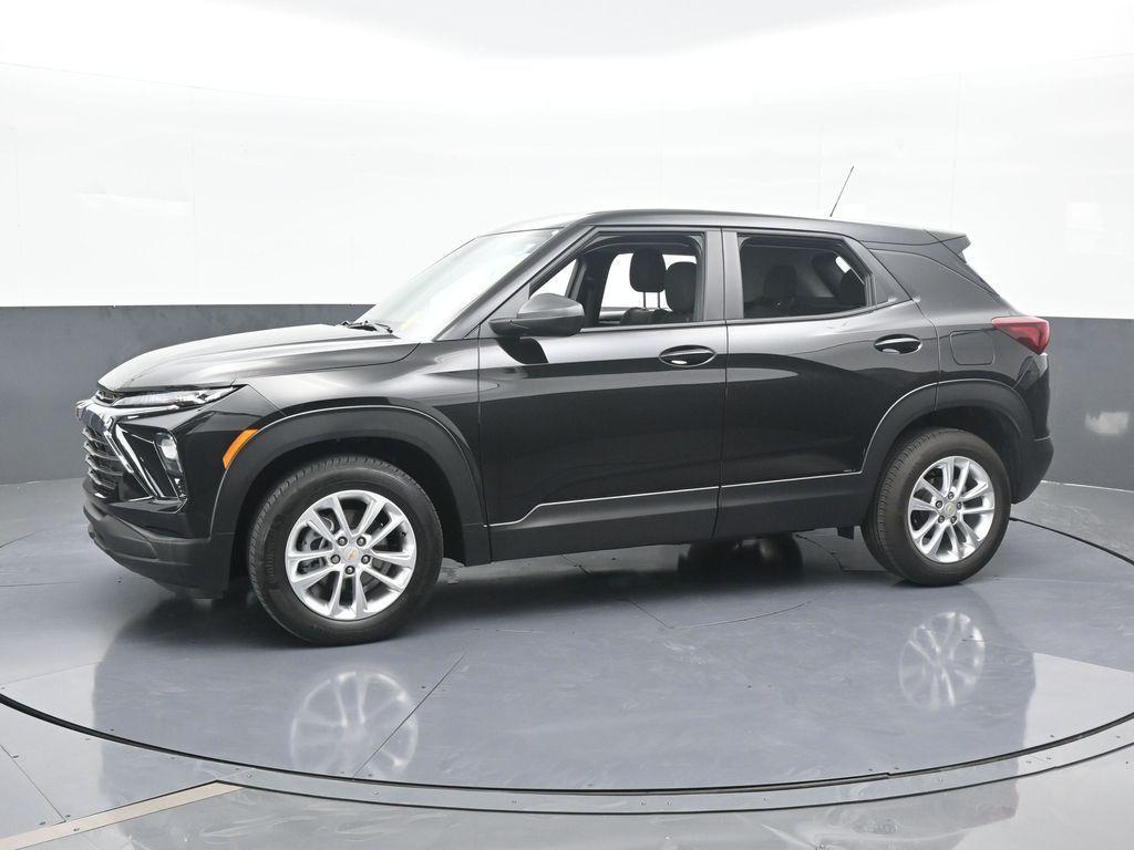 used 2025 Chevrolet TrailBlazer car, priced at $23,375