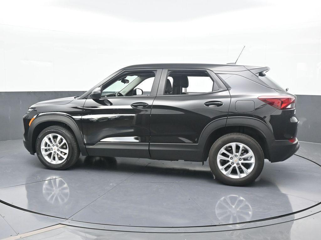used 2025 Chevrolet TrailBlazer car, priced at $23,375