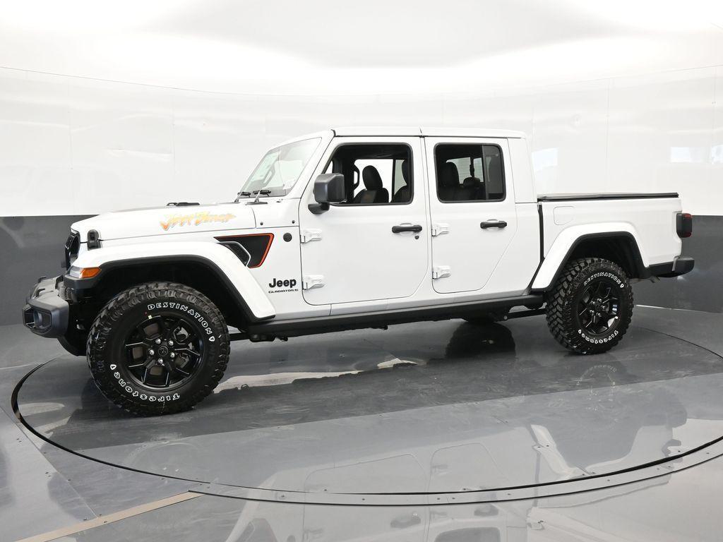 new 2024 Jeep Gladiator car, priced at $43,670