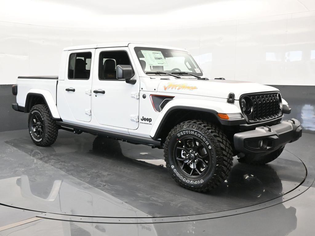 new 2024 Jeep Gladiator car, priced at $43,670