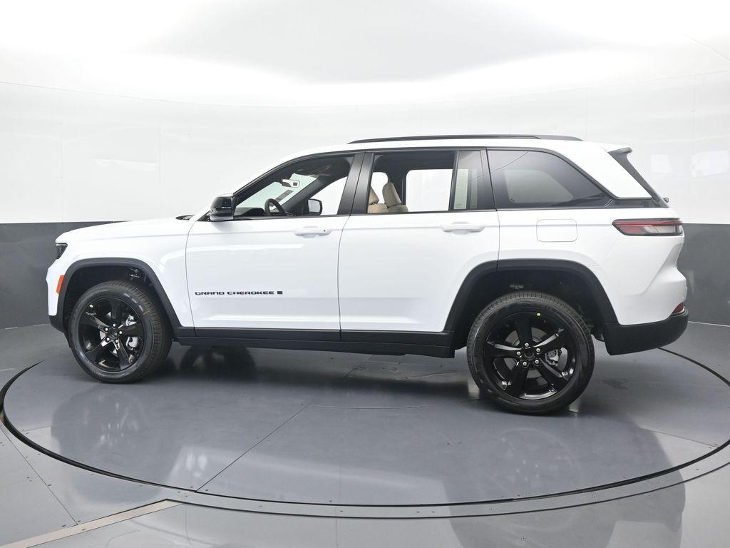 new 2025 Jeep Grand Cherokee car