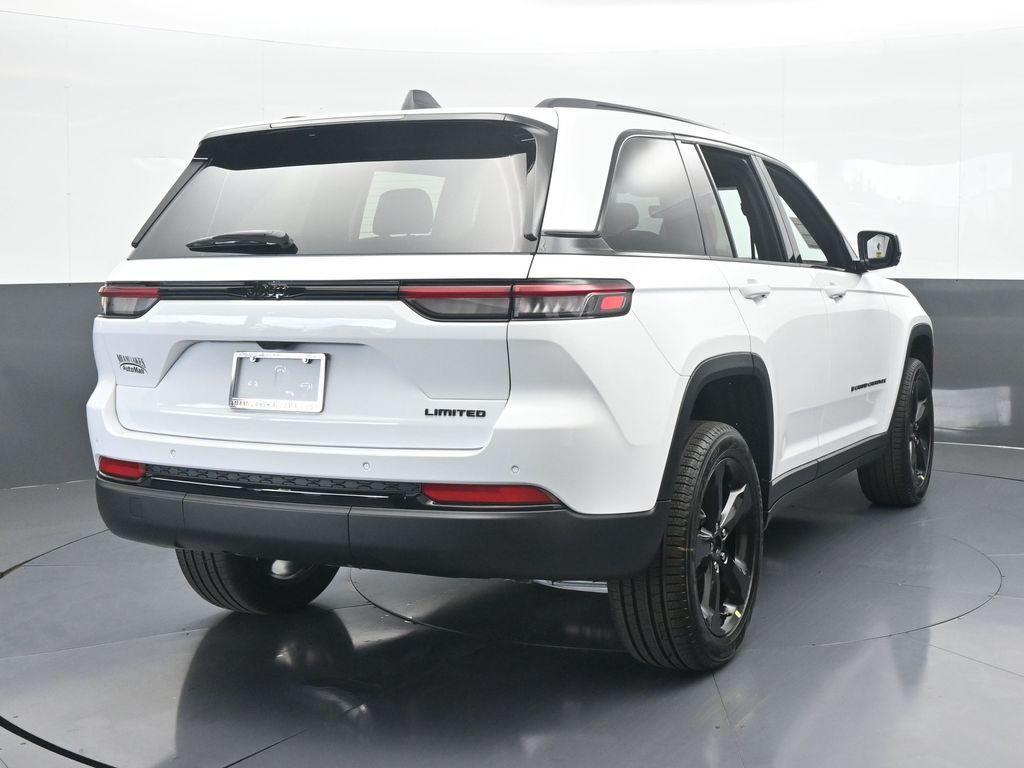 new 2025 Jeep Grand Cherokee car