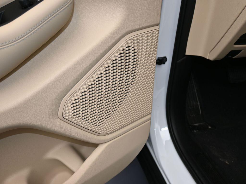 new 2025 Jeep Grand Cherokee car