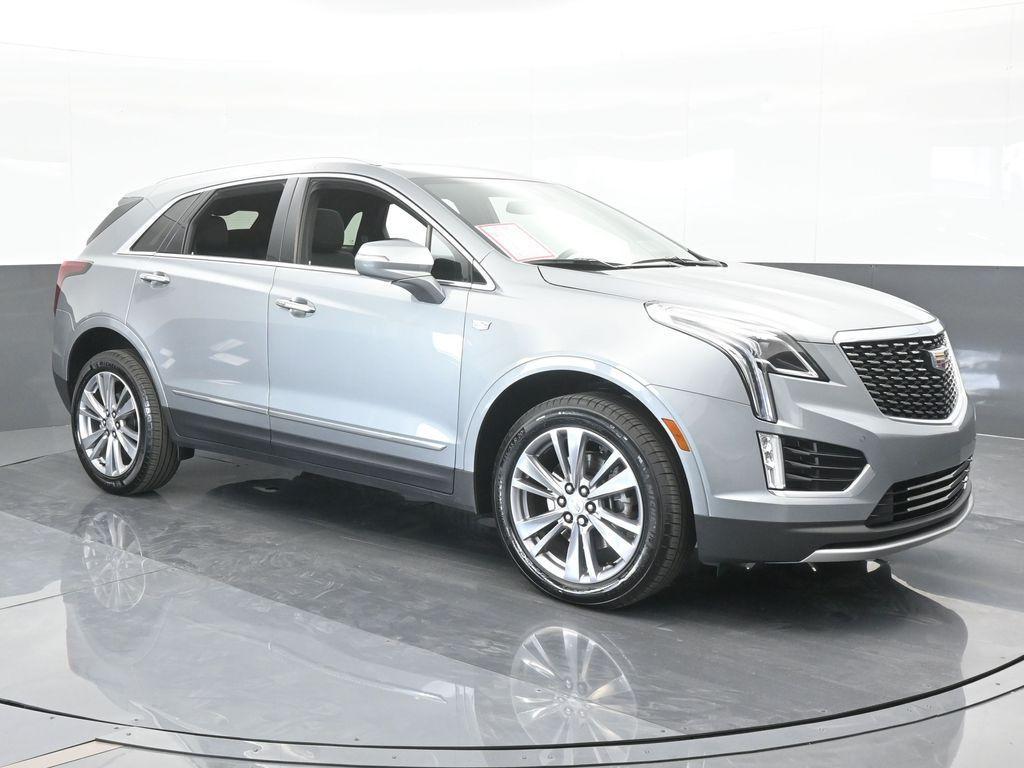 used 2024 Cadillac XT5 car, priced at $42,550