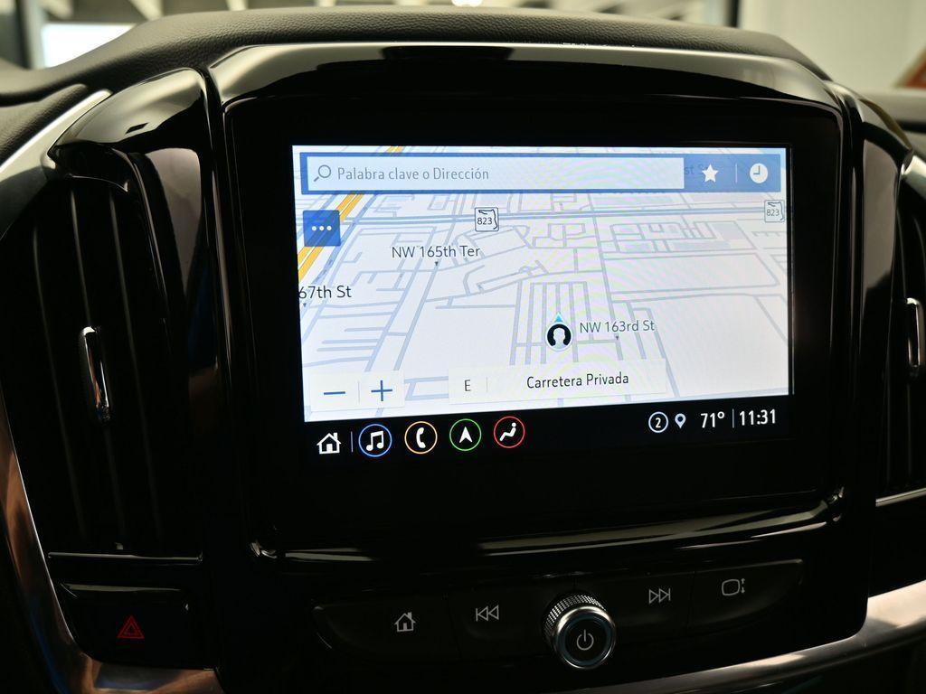 used 2023 Chevrolet Traverse car, priced at $31,489