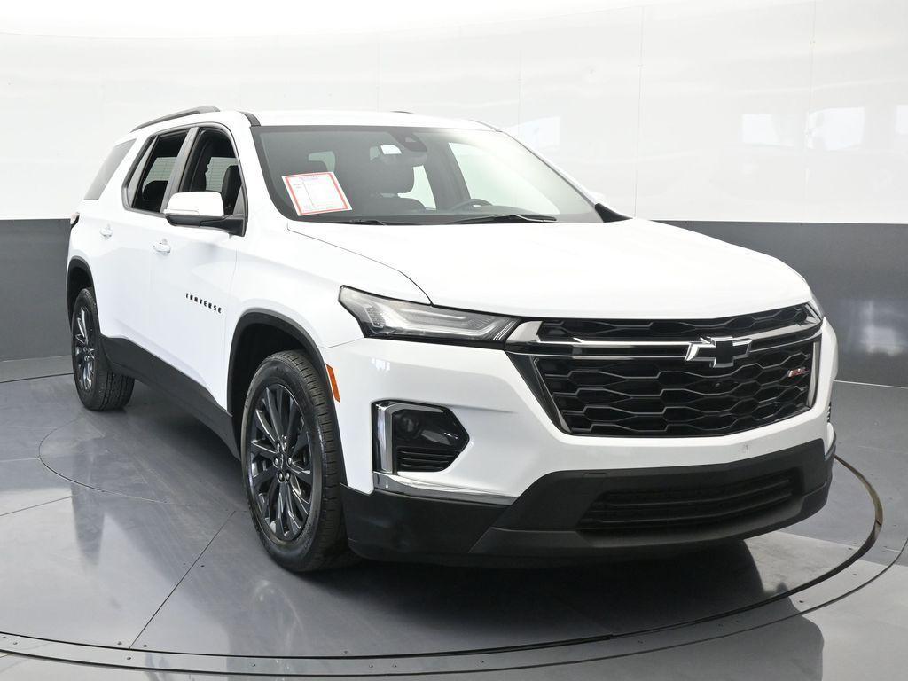 used 2023 Chevrolet Traverse car, priced at $31,489