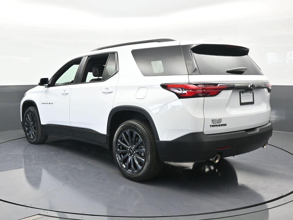 used 2023 Chevrolet Traverse car, priced at $31,489