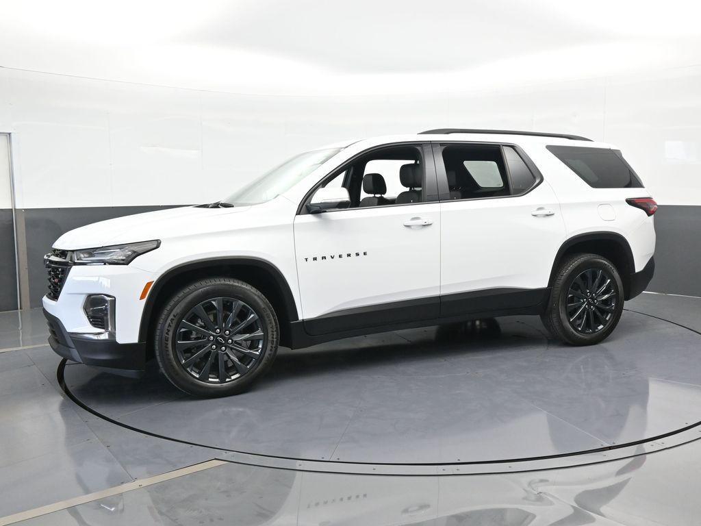 used 2023 Chevrolet Traverse car, priced at $31,489