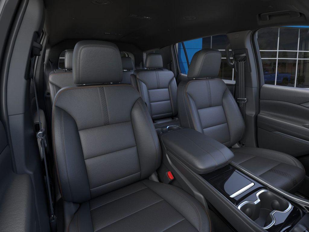 new 2025 Chevrolet Traverse car, priced at $53,796