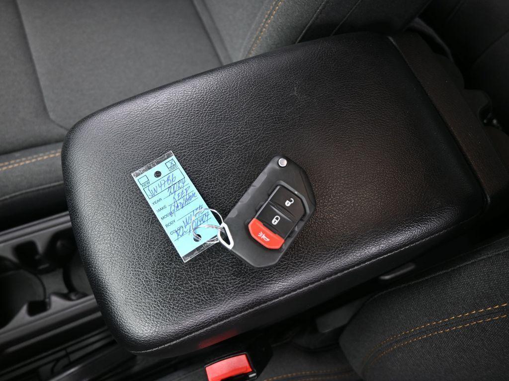 new 2024 Jeep Gladiator car, priced at $34,377