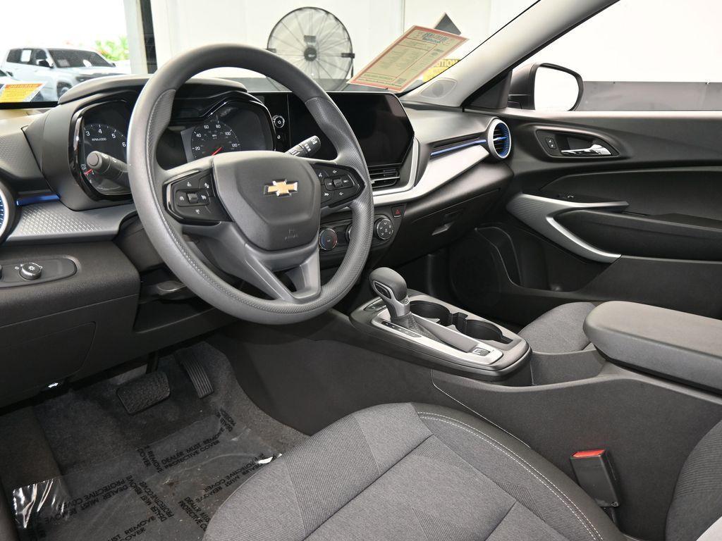used 2025 Chevrolet Trax car, priced at $19,991