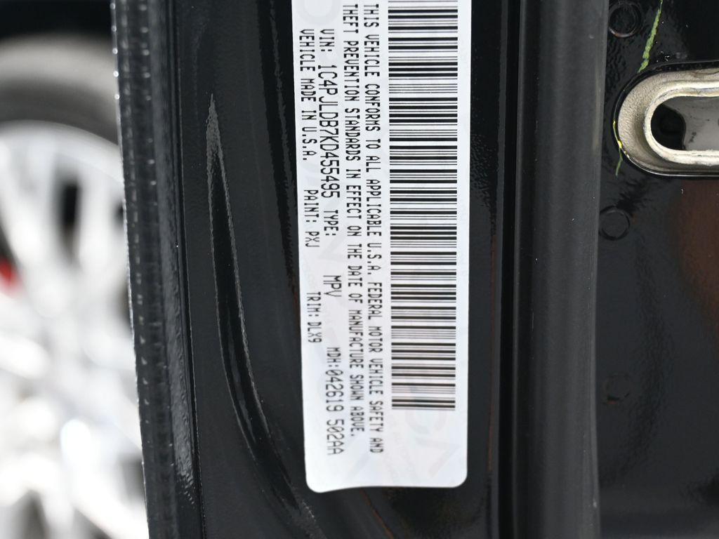 used 2019 Jeep Cherokee car, priced at $15,650