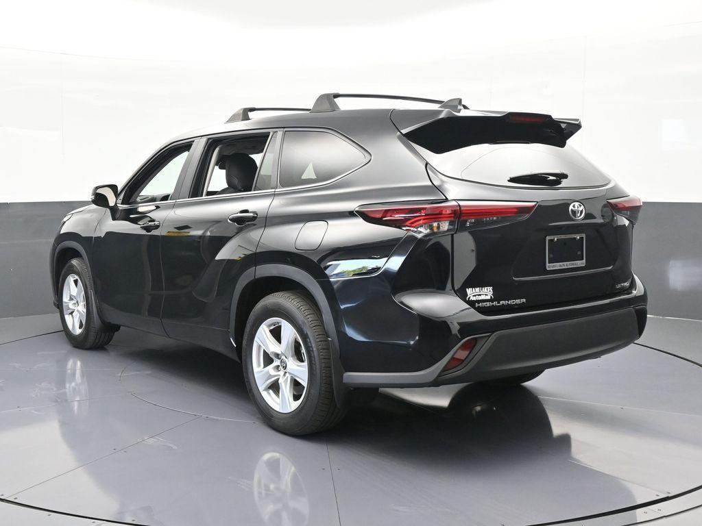 used 2024 Toyota Highlander car, priced at $36,698