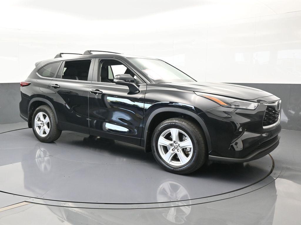used 2024 Toyota Highlander car, priced at $36,698