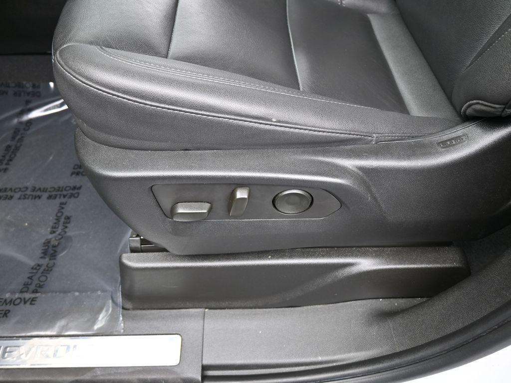 used 2023 Chevrolet Suburban car, priced at $44,950