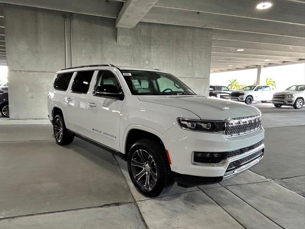 new 2023 Jeep Grand Wagoneer L car, priced at $87,613