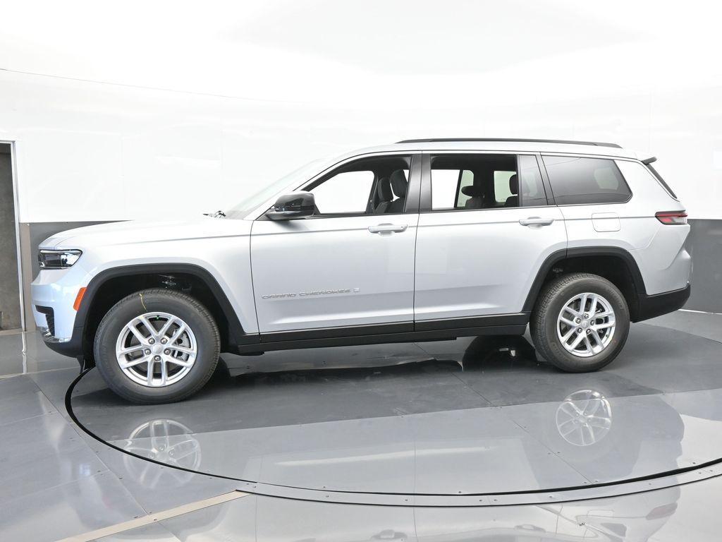 new 2024 Jeep Grand Cherokee L car, priced at $42,159