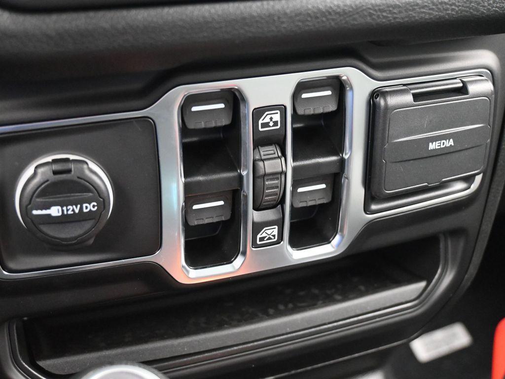 new 2025 Jeep Wrangler car, priced at $42,779