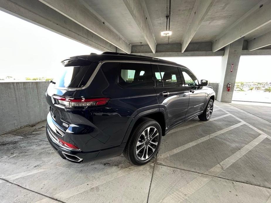 new 2024 Jeep Grand Cherokee L car, priced at $50,886