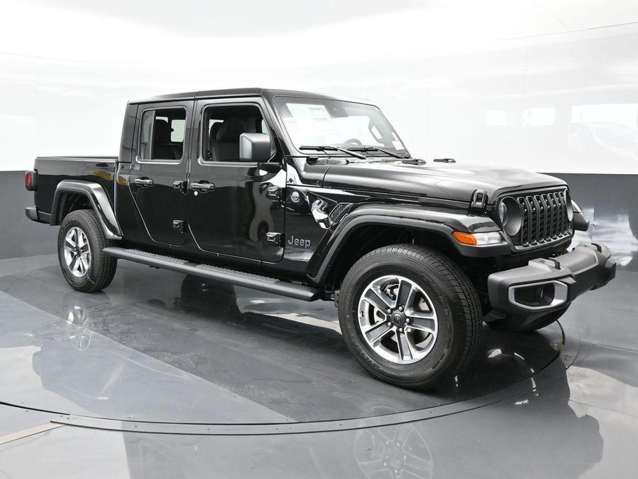 new 2024 Jeep Gladiator car, priced at $44,944