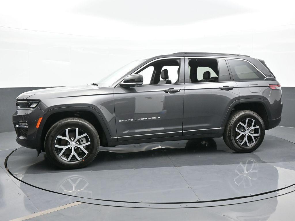 new 2024 Jeep Grand Cherokee car, priced at $46,775