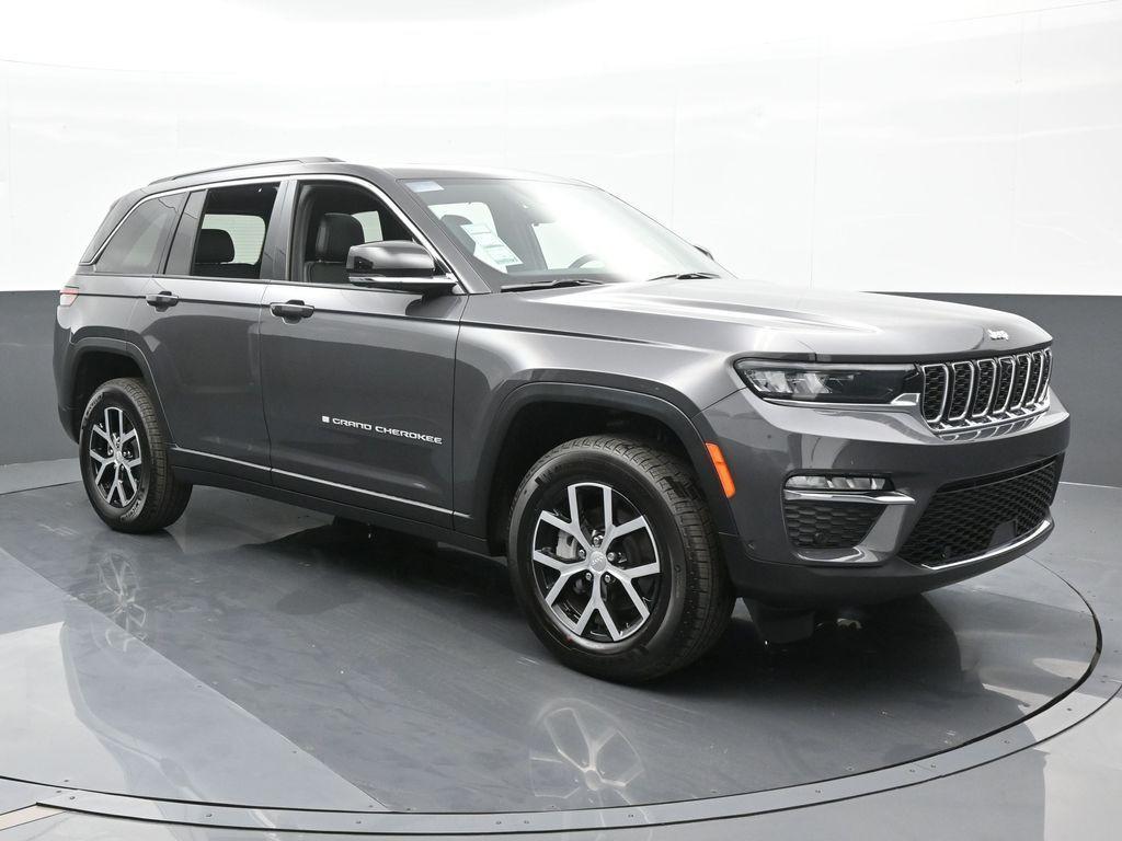 new 2024 Jeep Grand Cherokee car, priced at $46,775