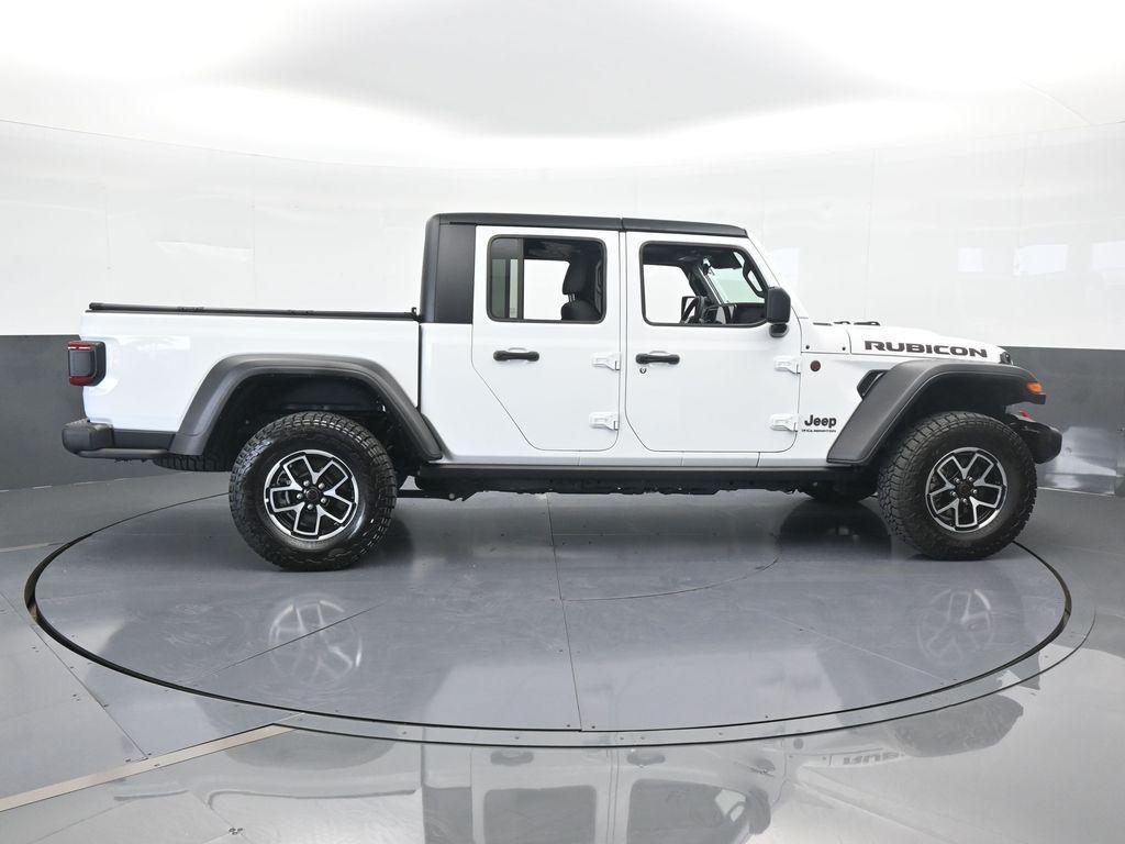 used 2024 Jeep Gladiator car, priced at $41,999