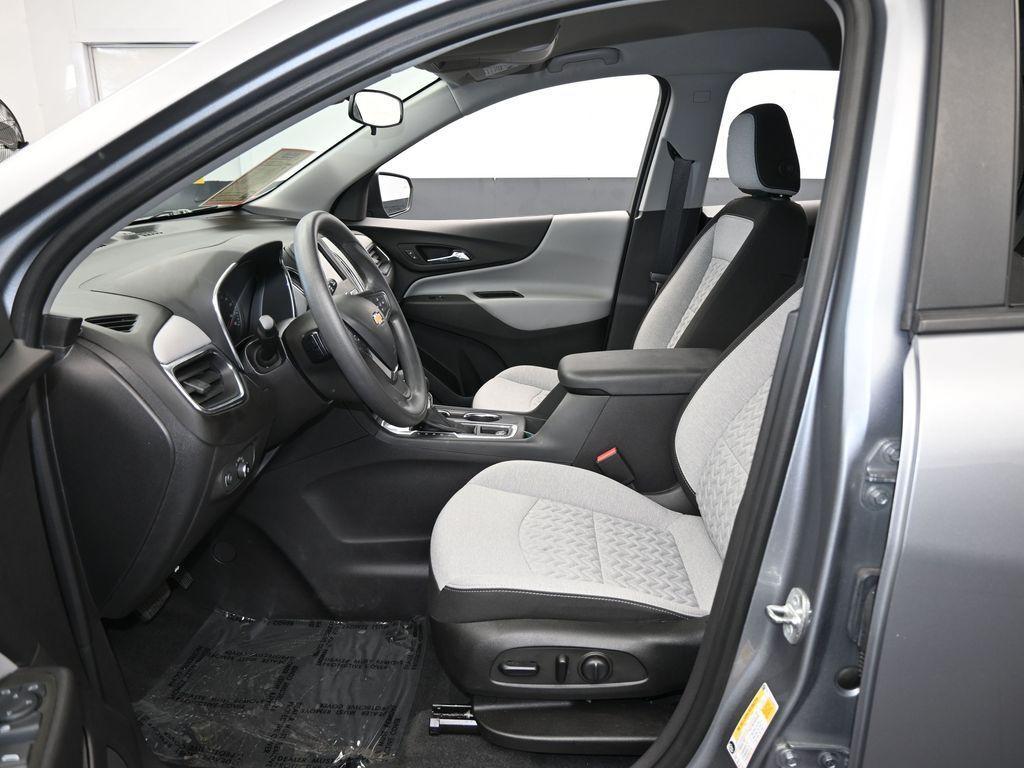 used 2024 Chevrolet Equinox car, priced at $20,991