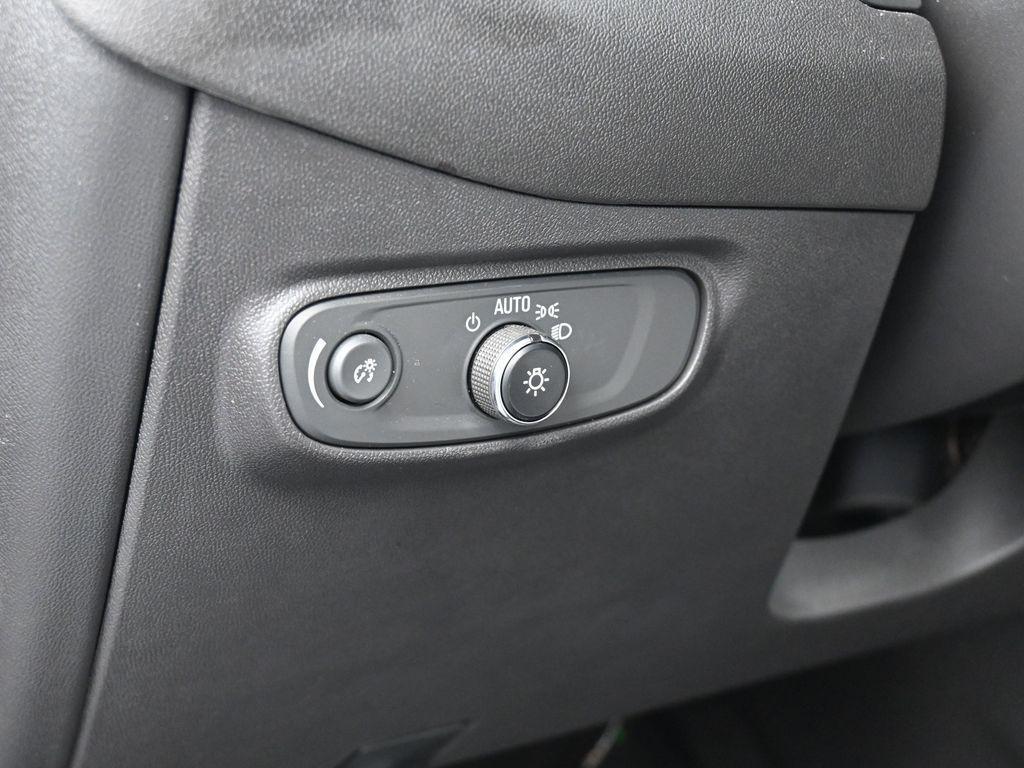 used 2024 Chevrolet Equinox car, priced at $20,991