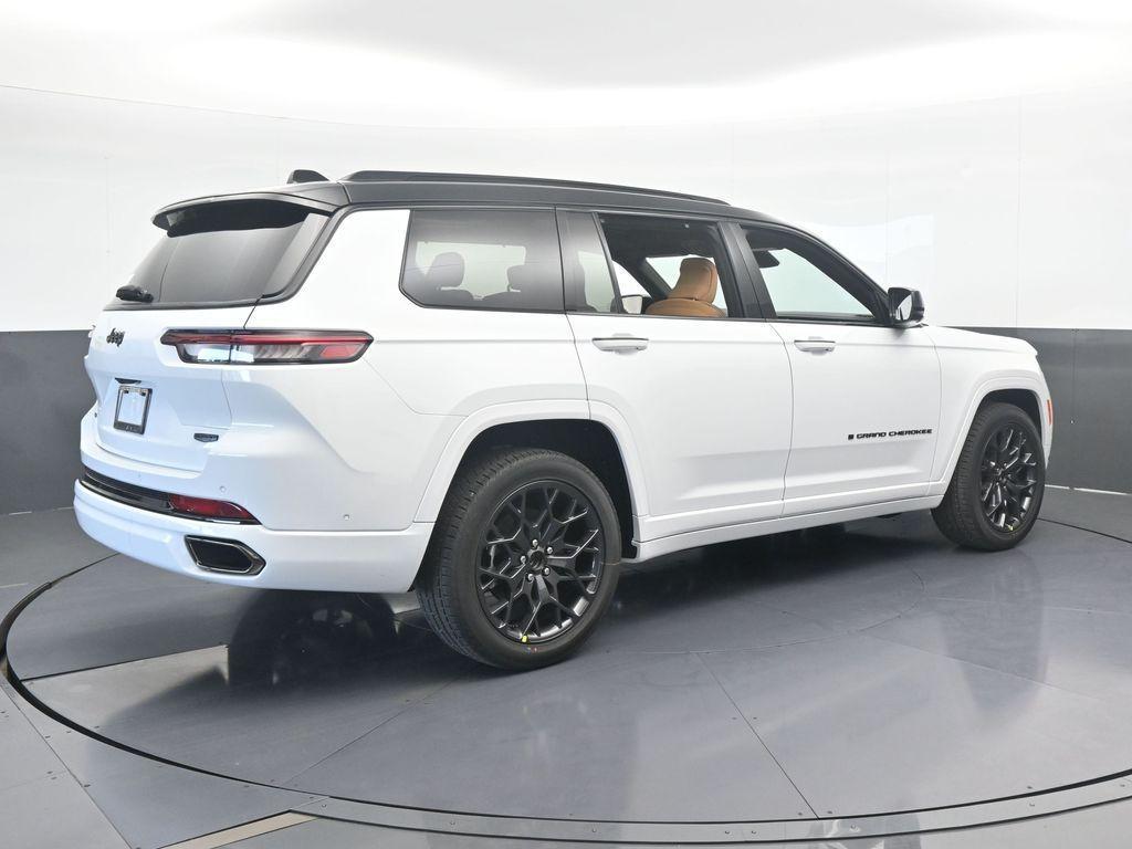 new 2025 Jeep Grand Cherokee L car