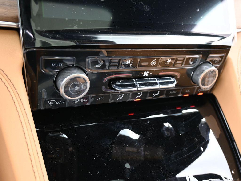 new 2025 Jeep Grand Cherokee L car