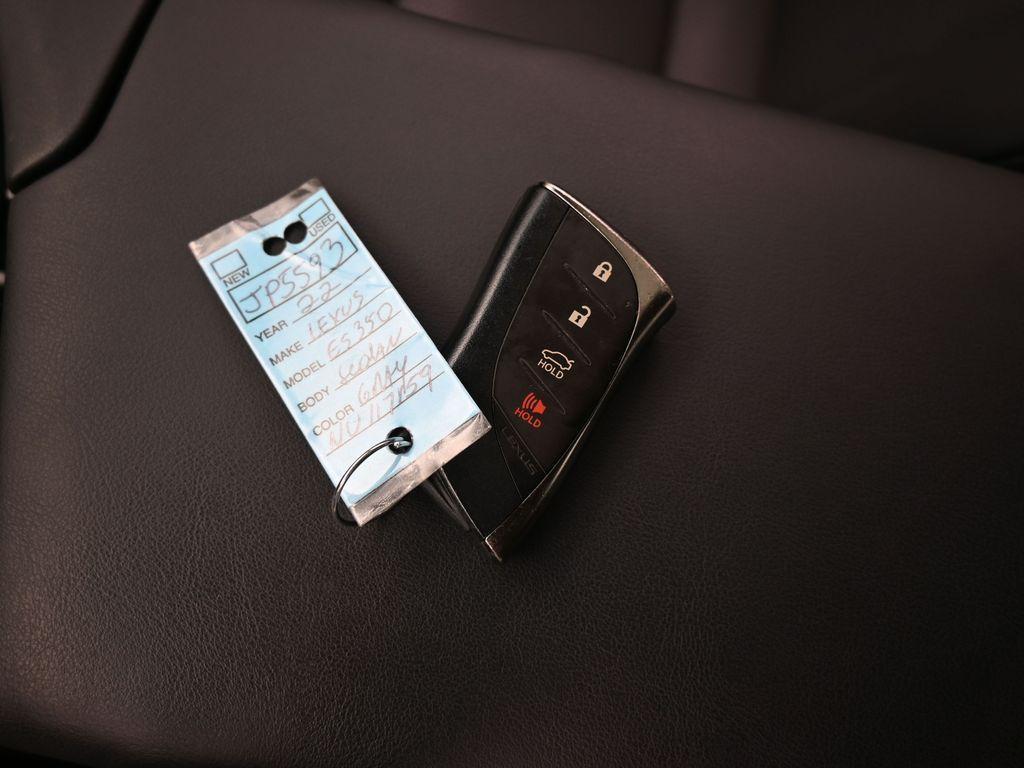 used 2022 Lexus ES 350 car, priced at $32,980