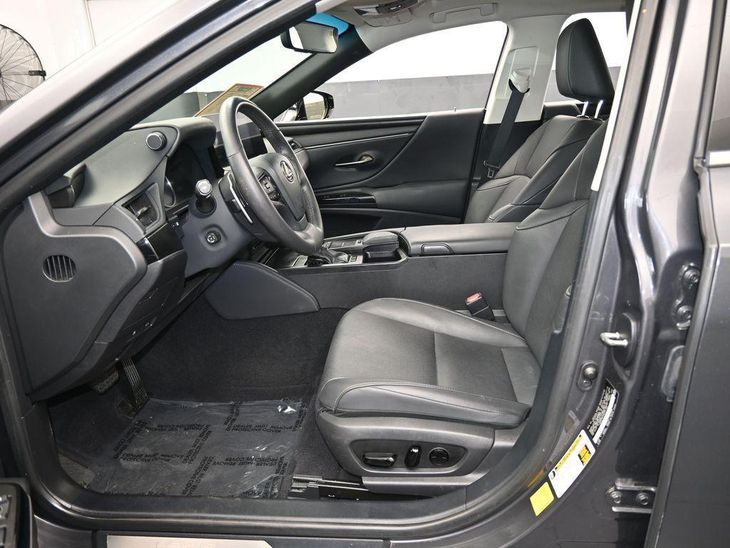 used 2022 Lexus ES 350 car, priced at $32,980