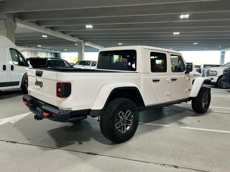 new 2024 Jeep Gladiator car, priced at $57,386