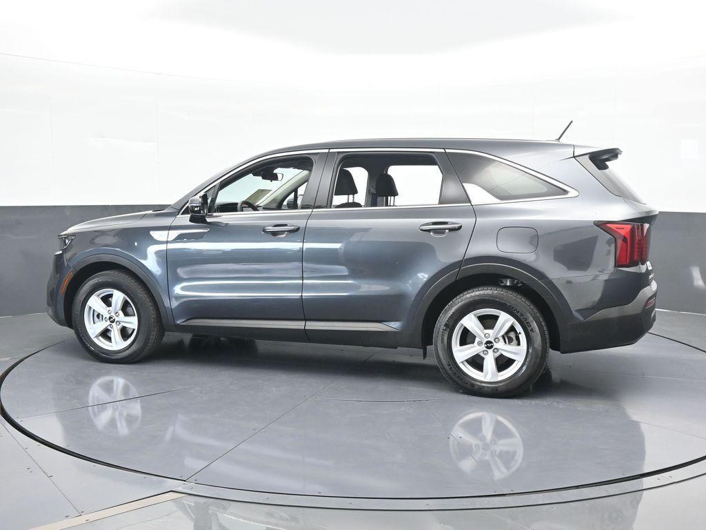 used 2023 Kia Sorento car, priced at $19,296