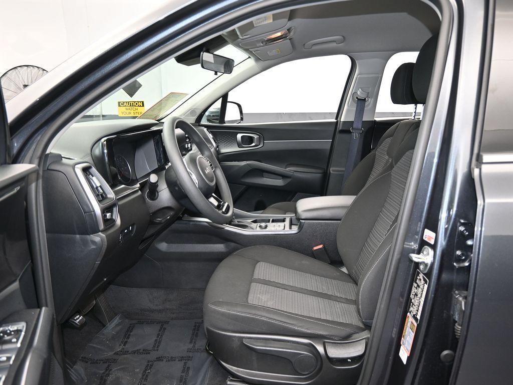 used 2023 Kia Sorento car, priced at $19,296
