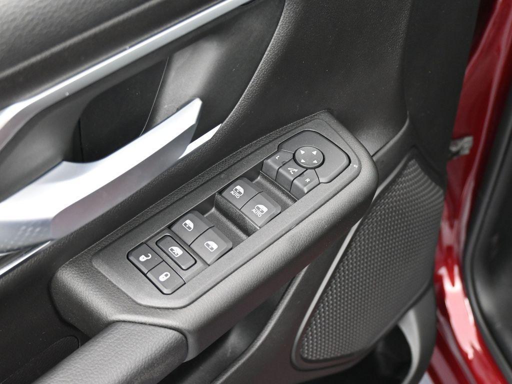 new 2025 Ram 1500 car, priced at $47,416