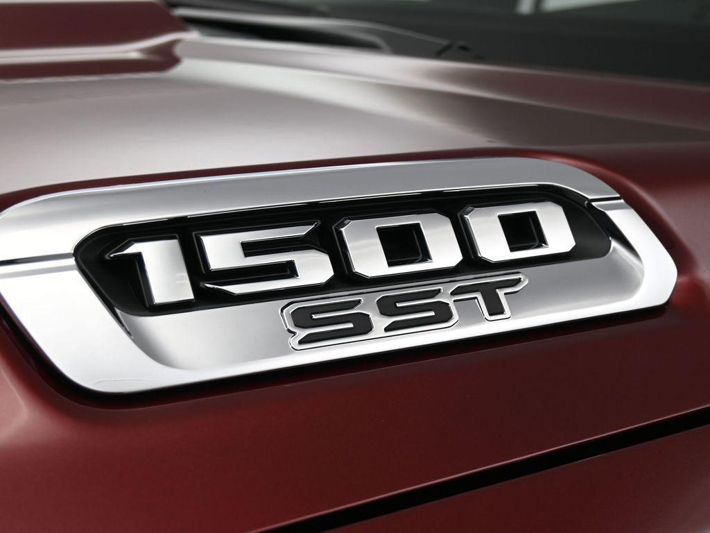 new 2025 Ram 1500 car, priced at $47,416