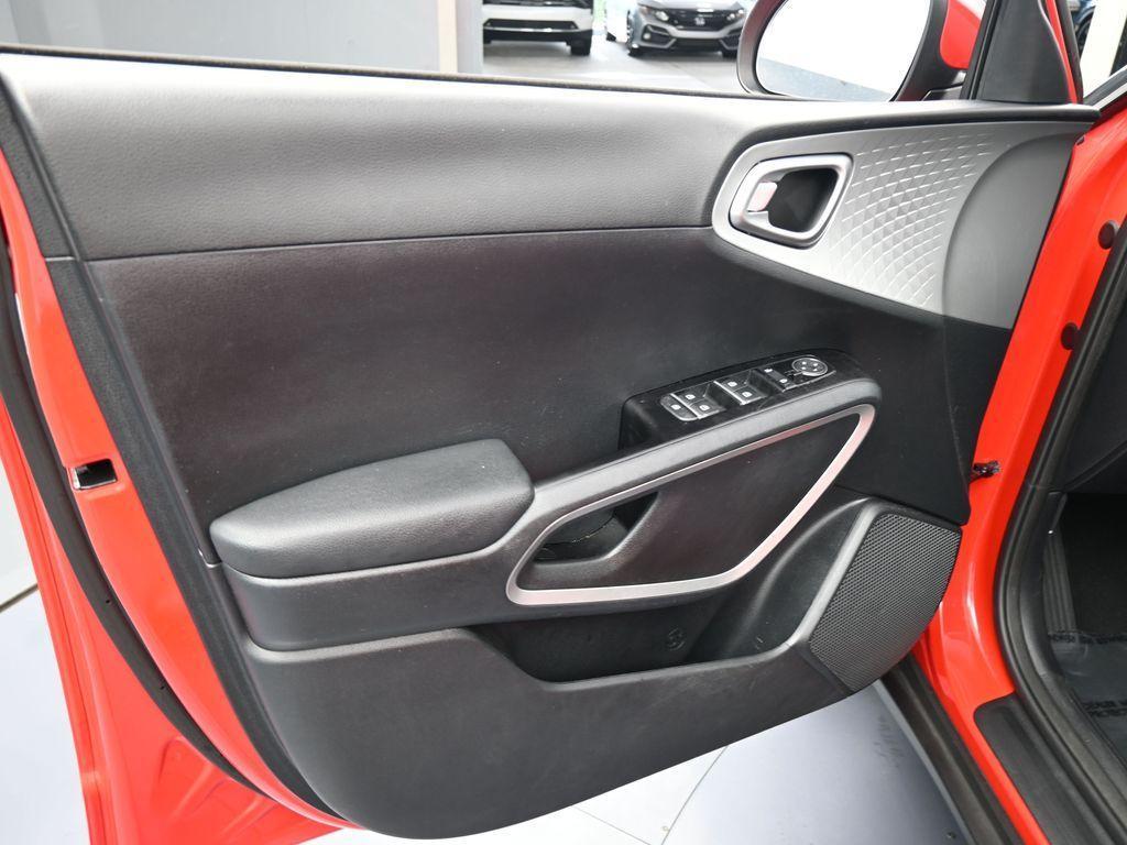 used 2022 Kia Soul car, priced at $11,899