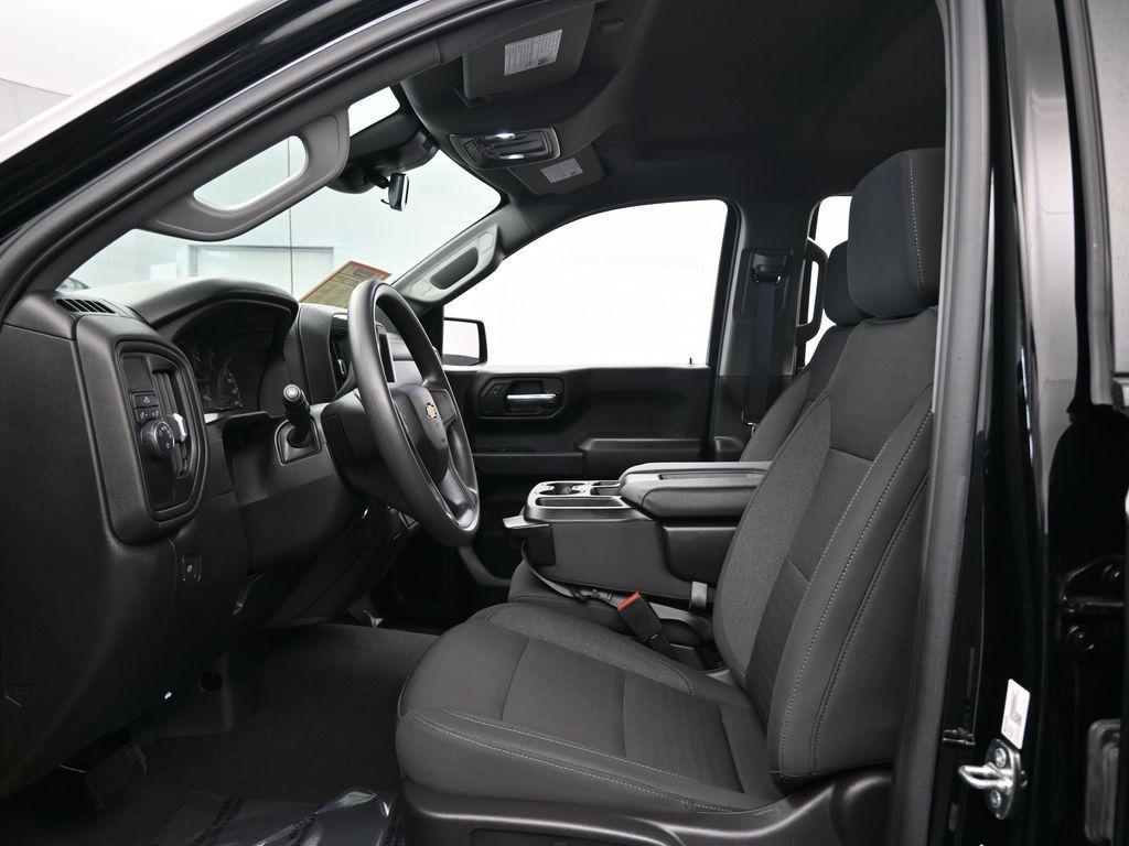 used 2024 Chevrolet Silverado 1500 car, priced at $37,989