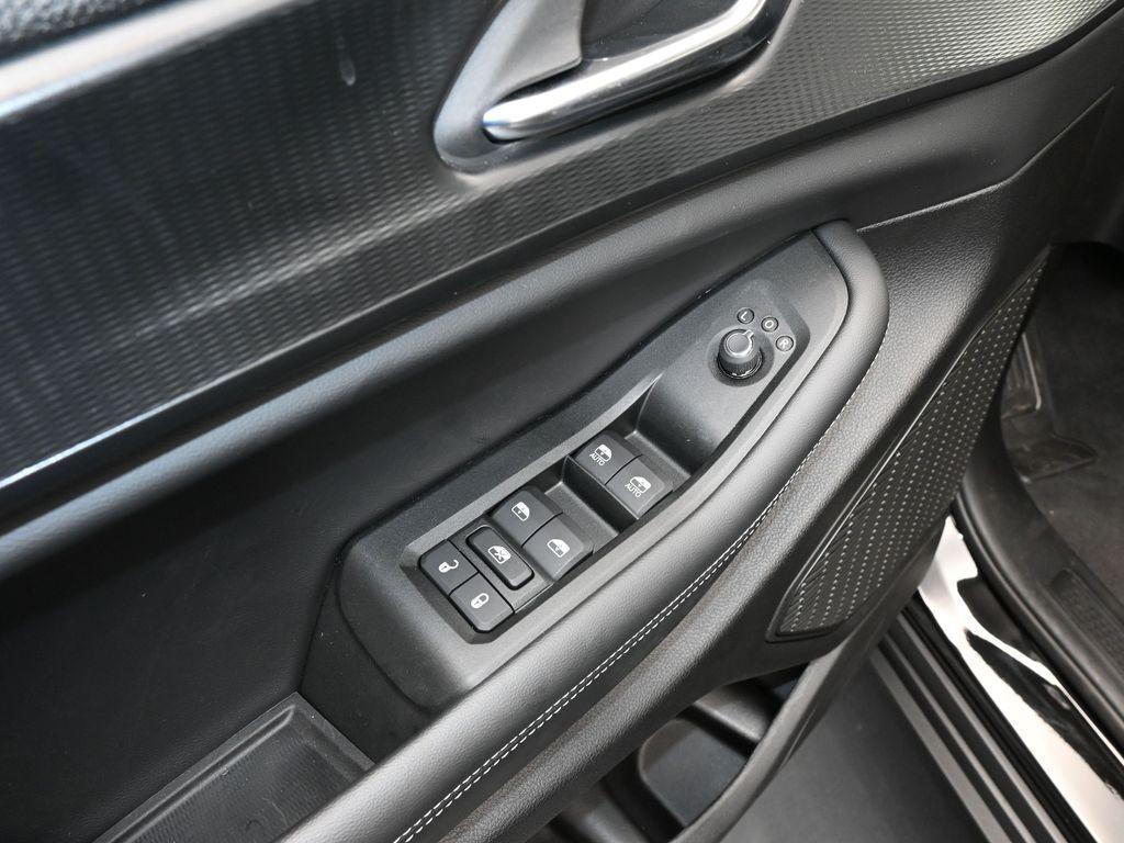 new 2024 Jeep Grand Cherokee L car, priced at $42,835