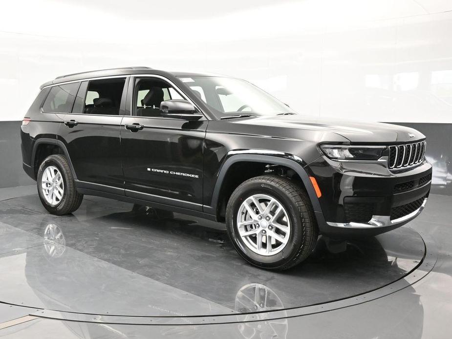 new 2024 Jeep Grand Cherokee L car, priced at $33,585