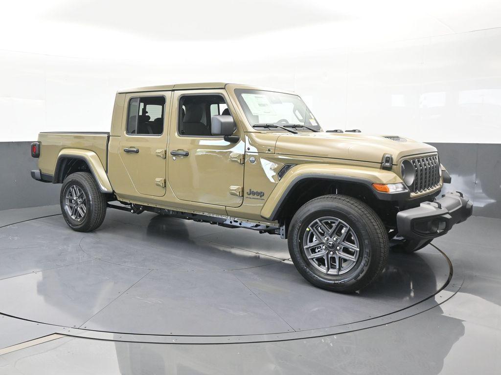new 2025 Jeep Gladiator car