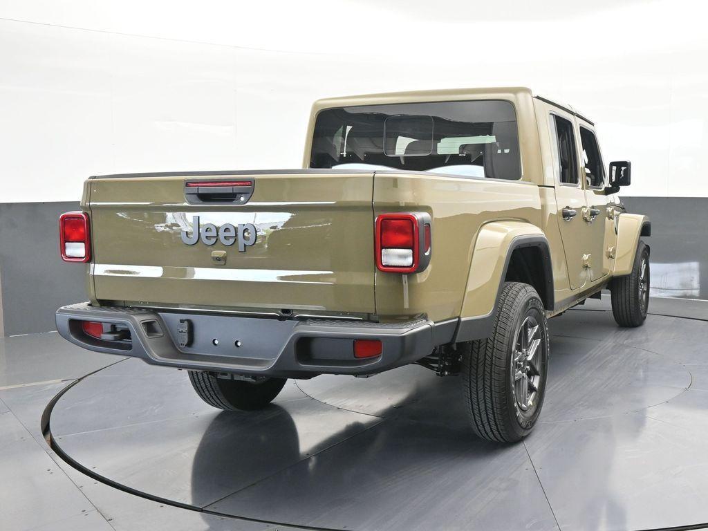 new 2025 Jeep Gladiator car