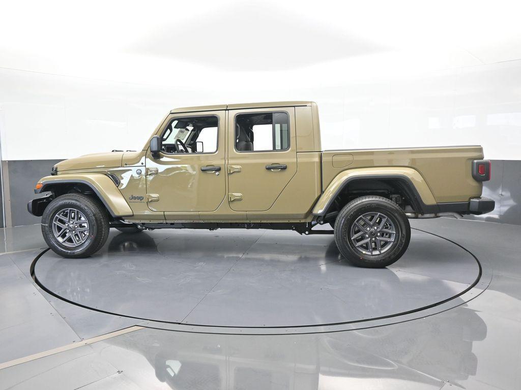 new 2025 Jeep Gladiator car