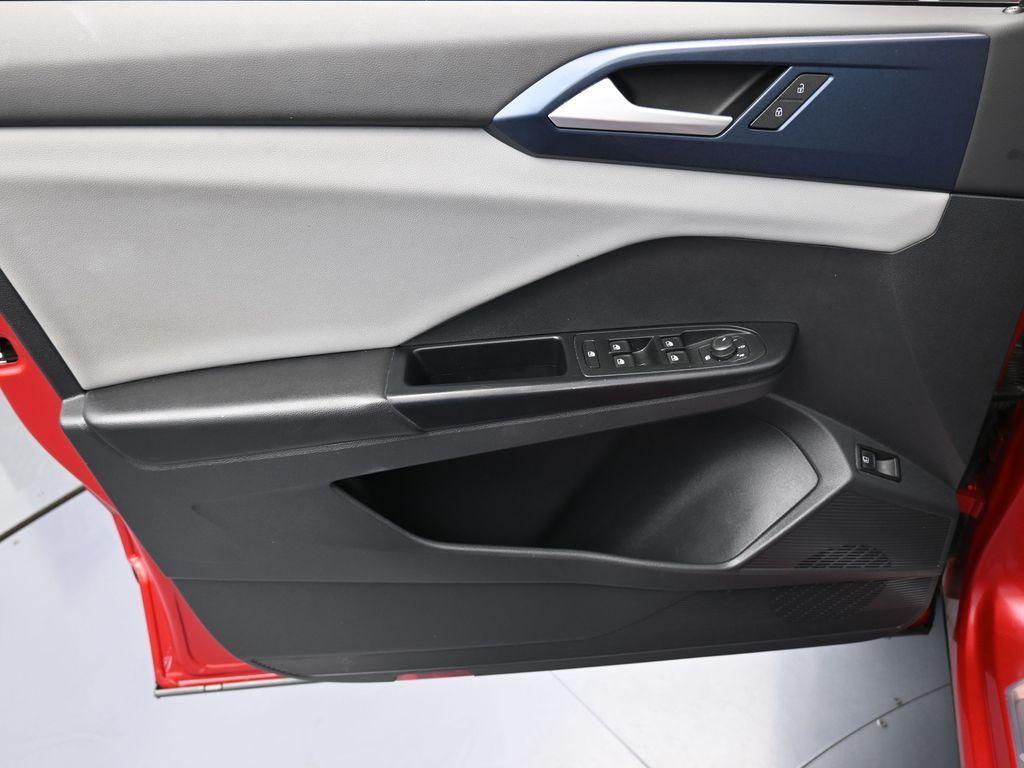 used 2022 Volkswagen Taos car, priced at $13,496